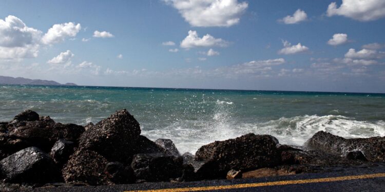 Καιρός: Μικρή άνοδος της θερμοκρασίας και ισχυροί βοριάδες