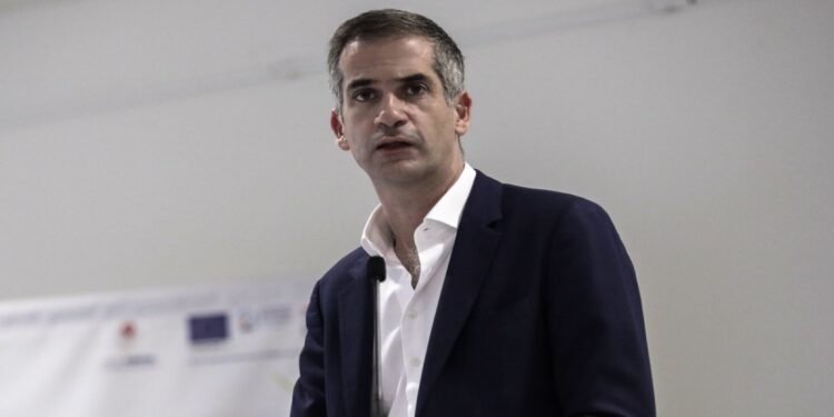 Μπακογιάννης κατά Δούκα: «Κωλοτούμπα για τη Βασιλίσσης Όλγας»