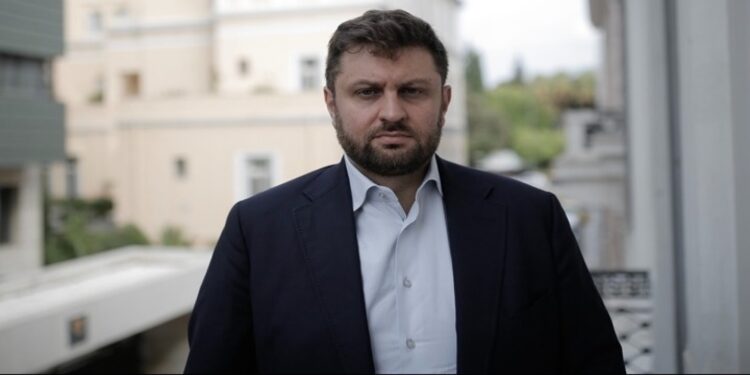 Κώστας Ζαχαριάδης: «Συνταγή αποτυχίας τα υπερπλεονάσματα»