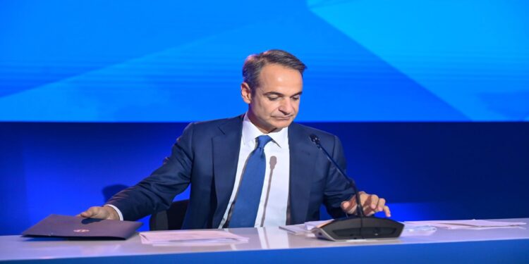 Η τελευταία στροφή πριν τις εκλογές