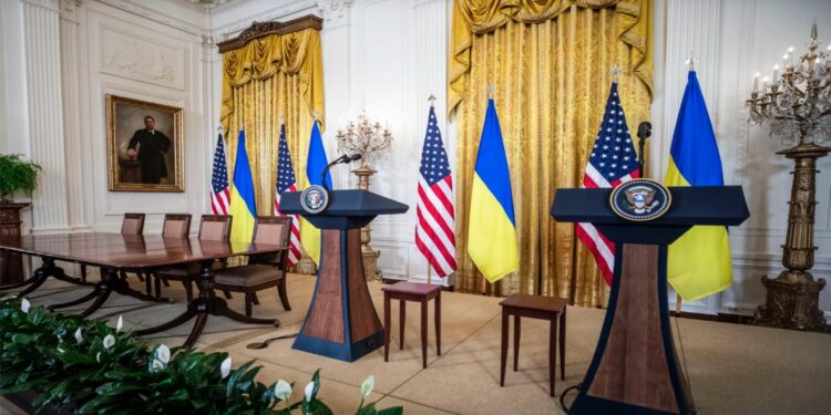 Έφτασε στην Ουάσινγκτον ο Ζελένσκι – Στις 20:00 η συνάντηση με τον Τραμπ στον Λευκό Οίκο