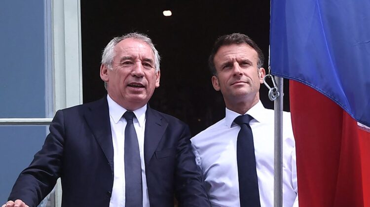 Σε πολιτικo – οικονομική δίνη η Γαλλία – Πώς «διαβάζουν» την κρίση οι οίκοι  αξιολόγησης