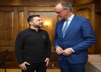 Στο Βερολίνο μεταβαίνει ο Ουκρανός πρόεδρος Ζελένσκι