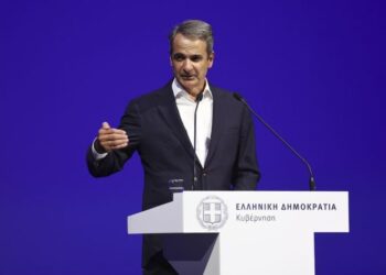 «Απάγκιο» στην κρίση της Γαλλίας ψάχνει ο Mητσοτάκης: Πολιτική σταθερότητα δίνουν οι μόνο οι μονοκομματικές κυβερνήσεις, διαμηνύει…