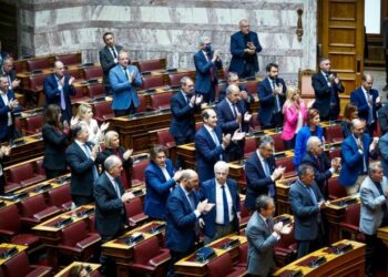 ΝΔ: Δεν μπορούν να βρουν ούτε γραμματέα της κοινοβουλευτικής ομάδας – Ποια ονόματα απέρριψαν;