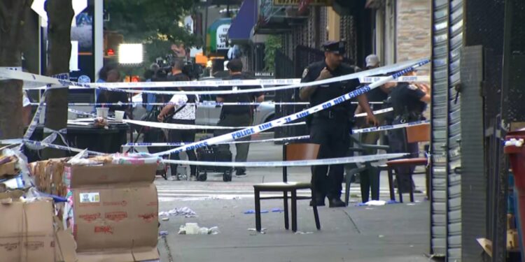 Νέα Υόρκη: Μαζικοί πυροβολισμοί με τρεις νεκρούς και τραυματίες