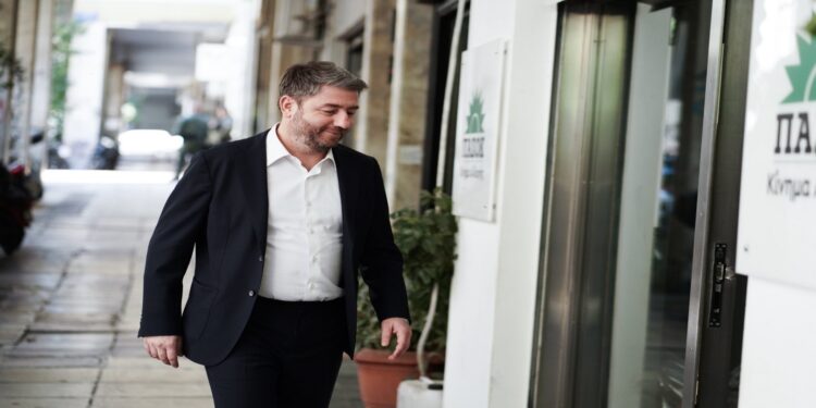 Ανδρουλάκης: «Εδώ μιλάμε για μια κυβέρνηση -ένα σύστημα εξουσίας – που λειτουργεί με ανήθικους και σκοτεινούς όρους»