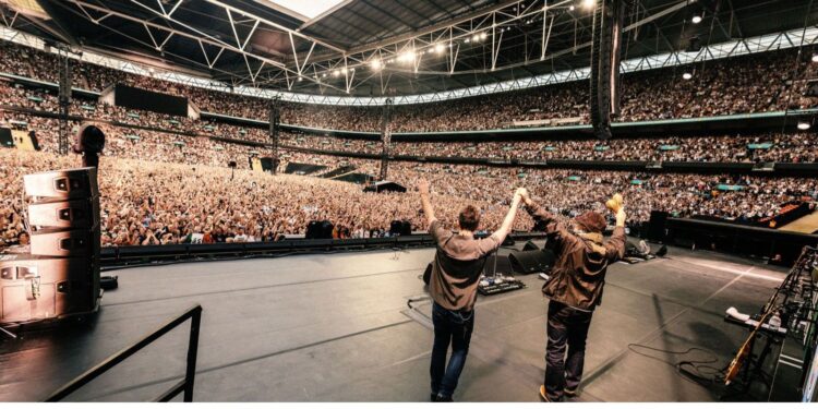 Τραγωδία στη συναυλία των Oasis στο Γουέμπλεϊ – Άνδρας έπεσε στο κενό και σκοτώθηκε