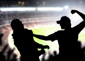 Οπαδική βία στην Καλαμαριά: Ξυλοκόπησαν με λοστούς 16χρονο επειδή φορούσε μπλούζα ομάδας