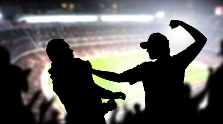 Οπαδική βία στην Καλαμαριά: Ξυλοκόπησαν με λοστούς 16χρονο επειδή φορούσε μπλούζα ομάδας