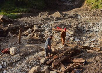Πακιστάν: Πάνω από 320 νεκροί από τις φονικούς μουσώνες σε ένα 48ωρο (βίντεο)