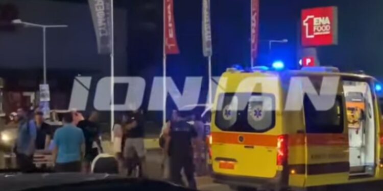 Τροχαίο στην Πάτρα: «Aυτό είναι το αίμα της κόρης μου και της γιαγιάς που θυσίασε τη ζωή της για να τη σώσει»