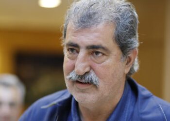 Πολάκης εναντίον Άδωνι: «Είσαι αρχιψεύτης και θρασύς»