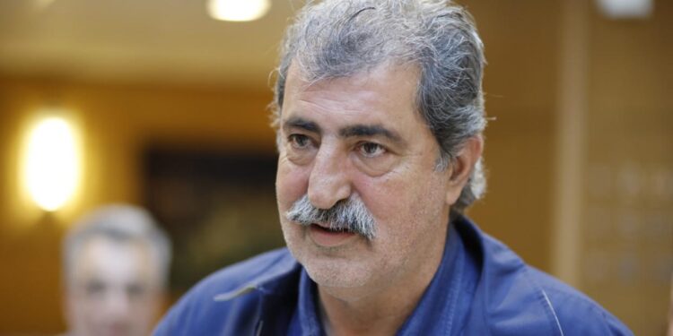 Πολάκης εναντίον Άδωνι: «Είσαι αρχιψεύτης και θρασύς»