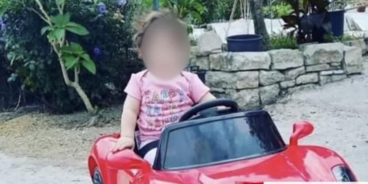 Στον εισαγγελέα οι γονείς του 4χρονου κοριτσιού που πνίγηκε στους Παξούς