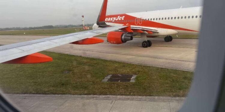 Μάντσεστερ: Σύγκρουση αεροπλάνων στο αεροδρόμιο