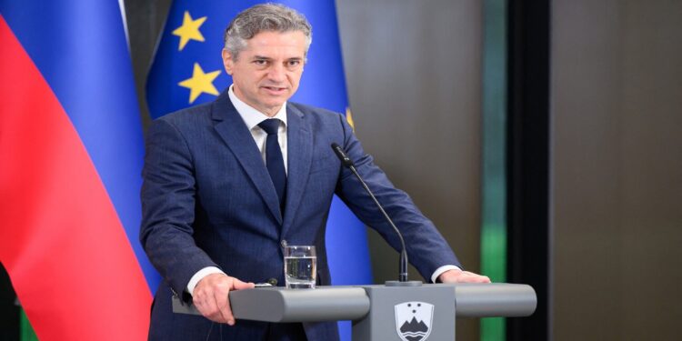 Σλοβενία: Η πρώτη ευρωπαϊκή χώρα που απαγορεύει το εμπόριο όπλων με το Ισραήλ