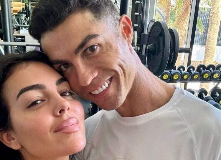 Παντρεύεται ο Κριστιάνο Ρονάλντο: Ένα εντυπωσιακό μονόπετρο για την Τζορτζίνα