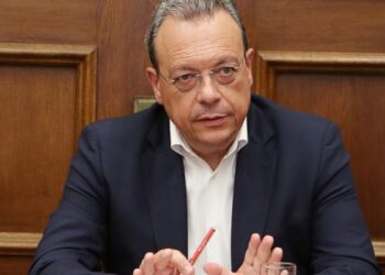 Φάμελλος: «Δεν μπορούμε να παρακολουθούμε αμέριμνοι τη γενοκτονία στη Γάζα»