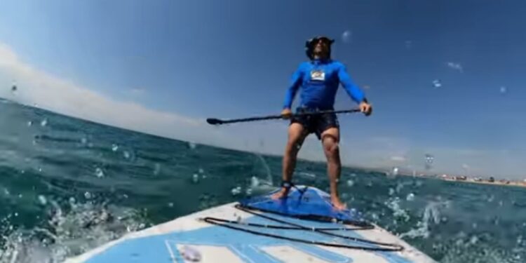 Δραματική διάσωση πατέρα και δύο παιδιών στην Επανομή (βίντεο)