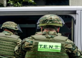 Στρατιωτικό βλήμα βρέθηκε στο Παλαιό Φάληρο