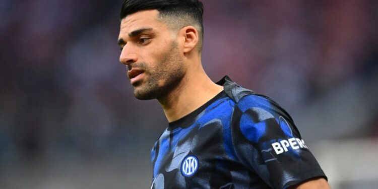 Ολυμπιακός: «Έκλεισε» τον Μεχντί Ταρεμί 