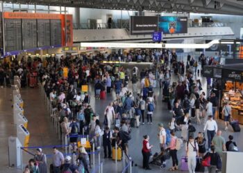 Συναγερμός σε πτήση από Ρόδο προς Τελ Αβίβ – Αναγκαστική προσγείωση έπειτα από 3 προσπάθειες