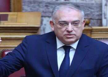 Τάκης Θεοδωρικάκος: «Σταθερές οι τιμές στα σχολικά είδη»