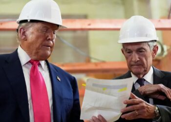 Νέο δικαστικό χαστούκι στον Τραμπ:  Απαγορεύτηκε επίσημα η αναιτία σύλληψη μεταναστών