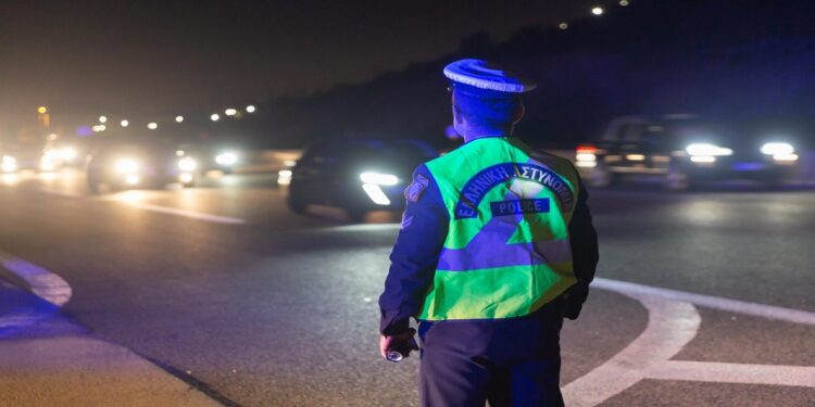 Οδηγός έτρεχε με 198 χιλιόμετρα στην Αθηνών – Λαμίας!