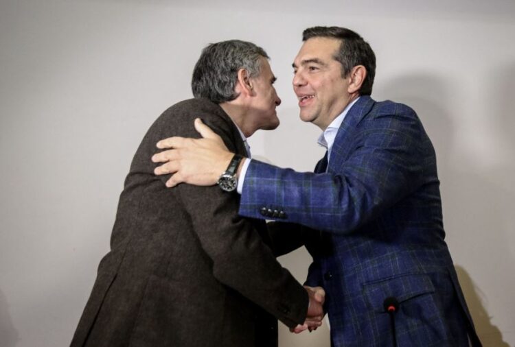 Συντροφικά μαχαιρώματα: Τσακαλώτος εναντίον Τσίπρα – Από αριστερός έγινε «επιτελικός» ο Ευκλείδης