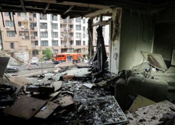 Ουκρανία: Αυξάνονται οι νεκροί μετά τη ρωσική επίθεση στο Κίεβο – Ανάμεσά τους παιδιά