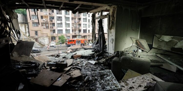 Ουκρανία: Αυξάνονται οι νεκροί μετά τη ρωσική επίθεση στο Κίεβο – Ανάμεσά τους παιδιά