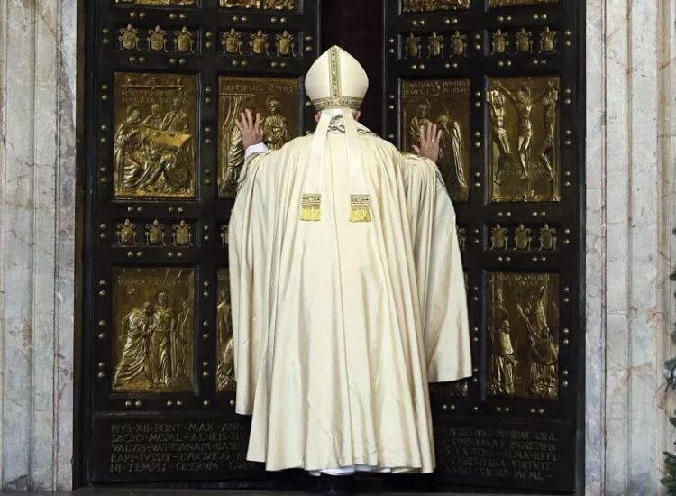 Βατικανό: Οσμή σκανδάλου πίσω από τις κλειστές πόρτες – Καταγγελίες για «ξέπλυμα» μαύρου χρήματος