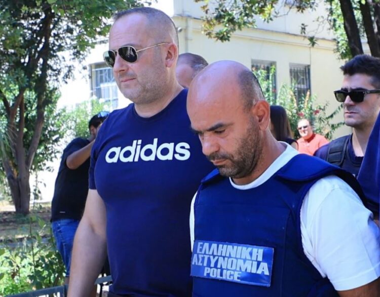 Γυναικοκτονία στον Βόλο: Η συνάντηση του συζυγοκτόνου με την κόρη του – Τι λέει ο δικηγόρος του (βίντεο)