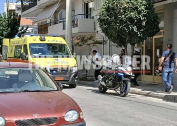 Άγριο έγκλημα στον Βόλο: Δολοφόνησε με μαχαίρι την σύζυγό του μπροστά στα παιδιά του και εξαφανίστηκε