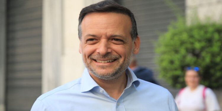 Χάρης Δούκας: «Η Βασιλίσσης Όλγας επιστρέφει στην κυκλοφορία»