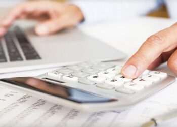 Στο στόχαστρο της ΑΑΔΕ: Από «κόσκινο» γονικές παροχές και δωρεές