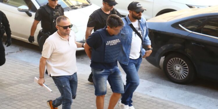 Θεσσαλονίκης: Στον ανακριτή ο 50χρονος αδελφοκτόνος