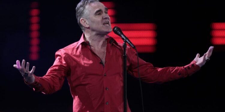 Ο Morrissey ακύρωσε συναυλίες γιατί απειλήθηκε η ζωή του