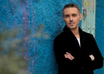 Μιχάλης Χατζηγιάννης: Ανεβαίνει στον Λυκαβηττό για μια μεγάλη συναυλία