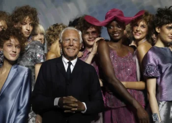 Τζόρτζιο Αρμάνι: Ποιος πραγματικά ήταν ο αυτοκράτορας της μόδας – Αυτή είναι η κληρονομιά που αφήνει