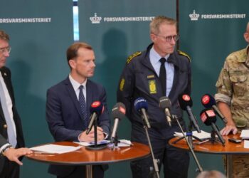 «Επαγγελματική επίθεση», λέει ο υπουργός Άμυνας της Δανίας για τις υπερπτήσεις drone