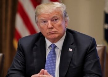 «“Fake news” οι φήμες για την υγεία μου», λέει ο Τραμπ