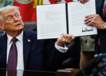 Ο Τραμπ υπέγραψε εκτελεστικό διάταγμα για την ανάπτυξη της εθνοφρουράς και στο Μέμφις