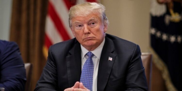 «“Fake news” οι φήμες για την υγεία μου», λέει ο Τραμπ