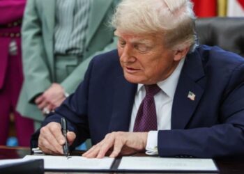 Τραμπ: Οι Antifa θα αντιμετωπίζονται στο εξής ως τρομοκρατική οργάνωση