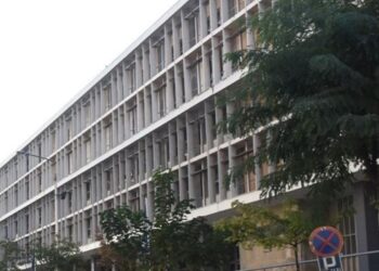 Θεσσαλονίκη: Με αλεξίσφαιρο στον εισαγγελέα ο 50χρονος για την ασφυκτική δολοφονία της αδελφής του