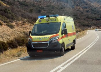 Τραγωδία στην Ίο: Νεκρός 29χρονος αλλοδαπός σε τροχαίο με μοτοσικλέτα