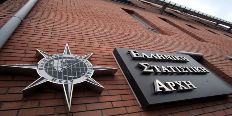 ΕΛΣΤΑΤ: Στο 8,6% η ανεργία το β’ τρίμηνο του 2025